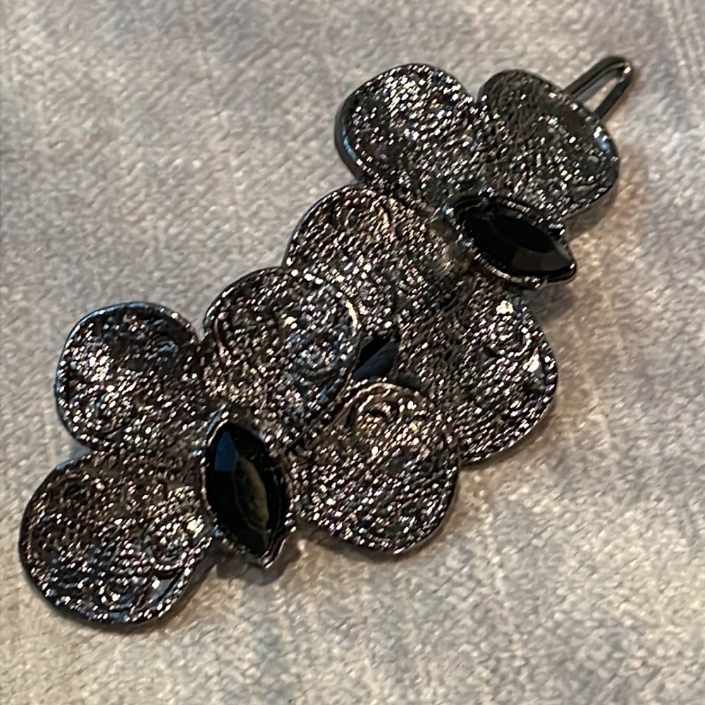 Flower Hairclip Gunmetal hair jewelry